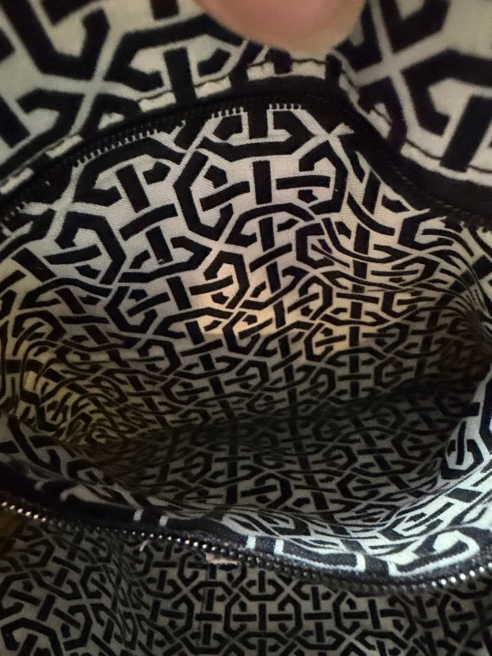Vera Bradley “Dogwood”Floral Two-Way Tote-Retired